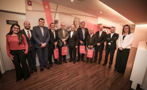MAPFRE recebe nova diretora da AFPESP em sua sede