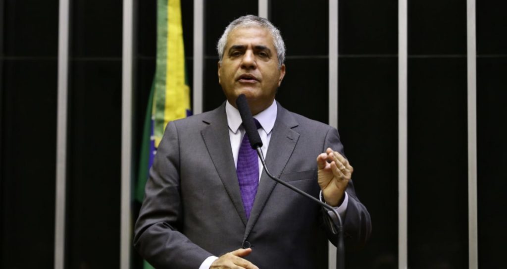 Relator exclui corretores de seguros da Medida Provisória 905