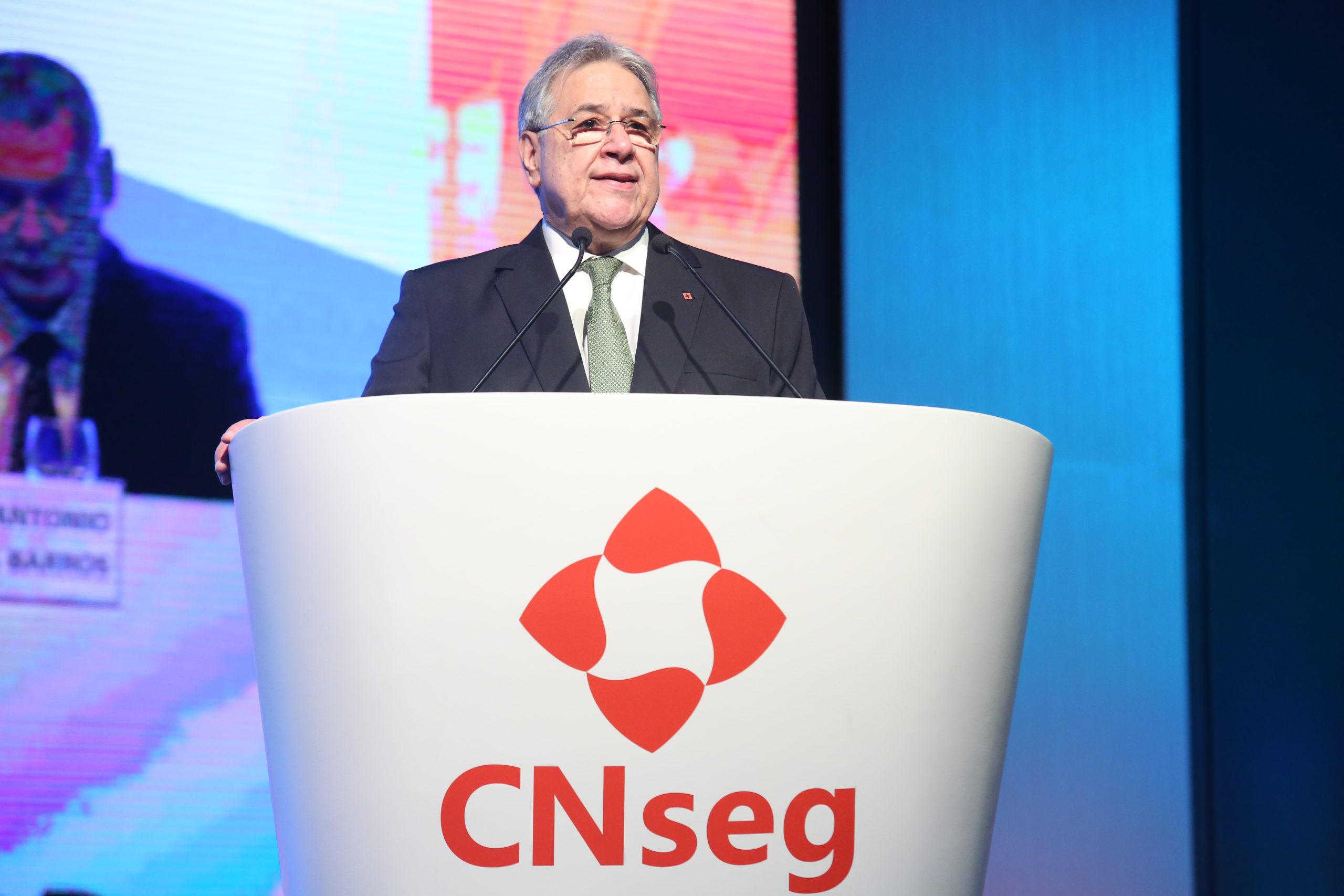 CNseg aponta que avanço tecnológico do setor segurador está sendo comprovado em tempos de Covid-19