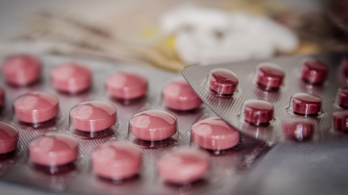 medications, tablets, medicine, cure, pharmaceutical, pharmacy, pharmacology, medical, medical drugs, pills, prescription, prescription drugs