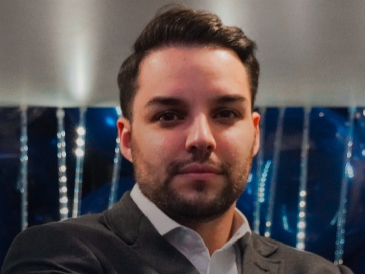 Legenda: Carlos Fuzinelli, sócio-fundador e CEO da FVL Consórcios