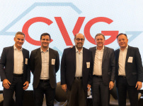 CVG-SP debate massificação do seguro de vida em evento especial de aniversário