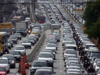 Seguro auto recua em abril nas principais capitais do país; Rio de Janeiro destoa com alta nos preços