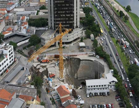 Cratera de Pinheiros será que os familiares foram devidamente indenizados