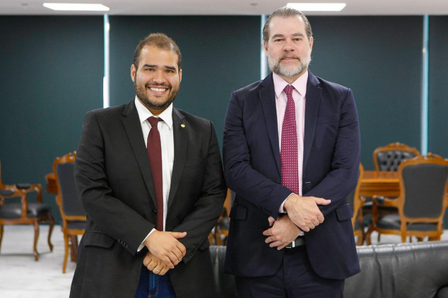 Deputado Lucas Vergilio é recebido pelo presidente do STF