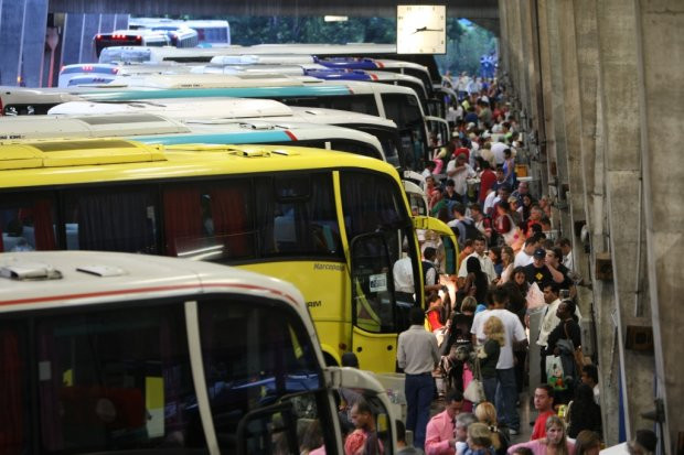 Lei proíbe 'venda casada' de passagem e seguro no transporte intermunicipal da PB