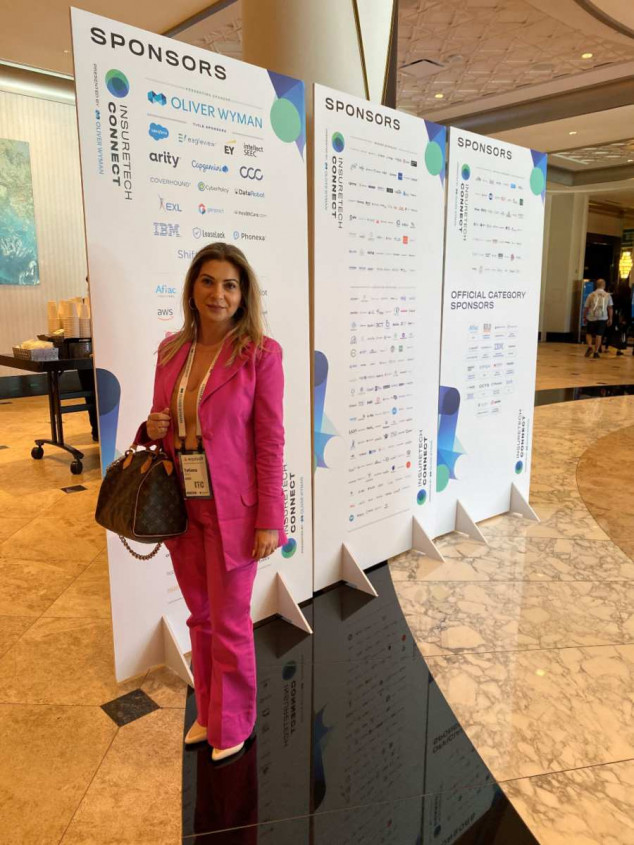 Tatiana Antoniazzi, executiva do Grupo MBM, participa do InsureTech Connect em Las Vegas