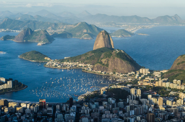 IRB Brasil RE mobiliza colaboradores para ajudar alunos de projetos socioesportivos